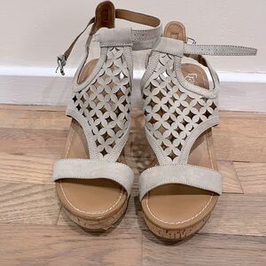 Franco Sarto wedges